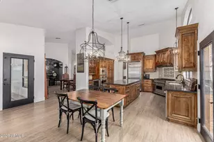 300 S Banning Ct, Gilbert, AZ 85296 - Photo 12