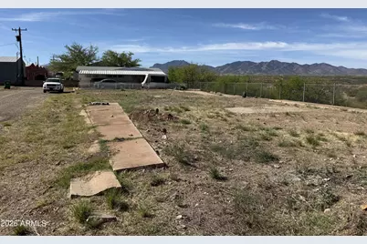 131 N Huachuca Boulevard, Huachuca City, AZ 85616 - Photo 4