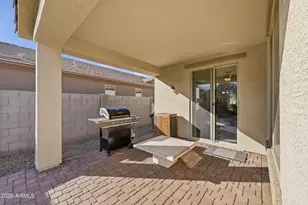 8881 W Cameron Dr, Peoria, AZ 85345 - Photo 28
