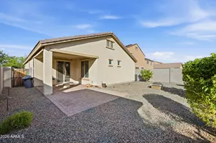 8881 W Cameron Dr, Peoria, AZ 85345 - Photo 34