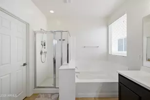 8881 W Cameron Dr, Peoria, AZ 85345 - Photo 24