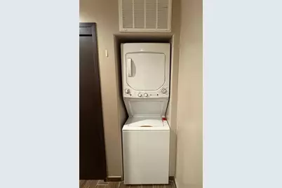 3229 N 54th Lane #C, Phoenix, AZ 85031 - Photo 4