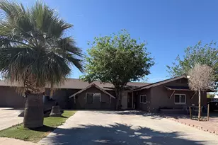 3229 N 54th Ln, Phoenix, AZ 85031 - Photo 10