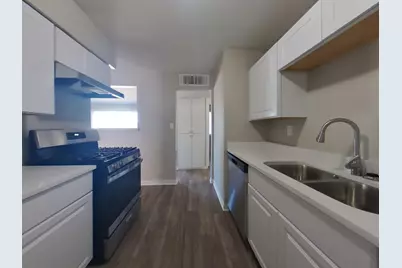3721 W Seldon Lane, Phoenix, AZ 85051 - Photo 4