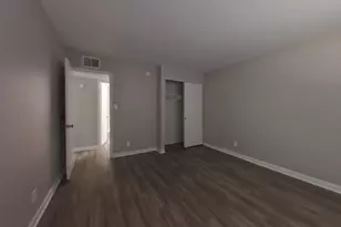 3721 W Seldon Ln, Phoenix, AZ 85051 - Photo 6