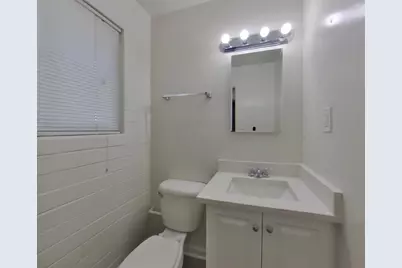 3721 W Seldon Lane, Phoenix, AZ 85051 - Photo 10