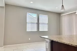 152 N 56th Pl, Mesa, AZ 85205 - Photo 6