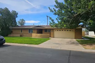 38 Spur Cir, Scottsdale, AZ 85251 - Photo 1