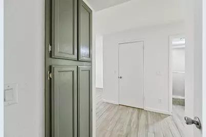 1075 E Chandler Boulevard #Unit 120, Chandler, AZ 85225 - Photo 16