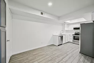 1075 E Chandler Boulevard #Unit 120, Chandler, AZ 85225 - Photo 32