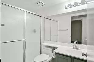 1075 E Chandler Blvd, Chandler, AZ 85225 - Photo 10