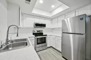 1075 E Chandler Blvd, Chandler, AZ 85225 - Photo 28