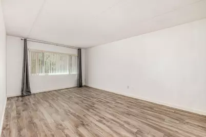 7950 E Camelback Road #305, Scottsdale, AZ 85251 - Photo 10