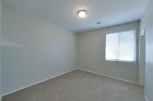 43207 W Lindgren Dr, Maricopa, AZ 85138 - Photo 2