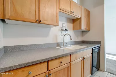 7550 N 12th Street #Unit 230, Phoenix, AZ 85020 - Photo 14