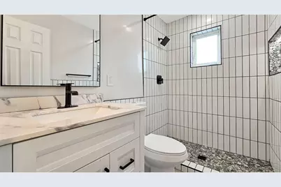 1216 E Desert Park Lane, Phoenix, AZ 85020 - Photo 14