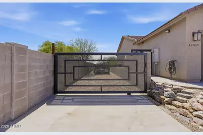 12503 W Carousel Drive, Arizona City, AZ 85123 - Photo 4