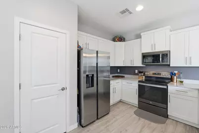 12503 W Carousel Drive, Arizona City, AZ 85123 - Photo 16
