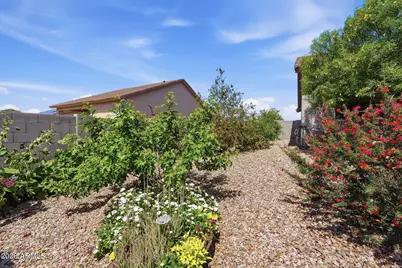 12503 W Carousel Drive, Arizona City, AZ 85123 - Photo 44