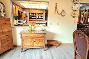 10325 W Floriade Dr, Sun City, AZ 85351 - Photo 12