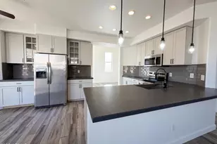 1151 S Karen Ln, Gilbert, AZ 85296 - Photo 2