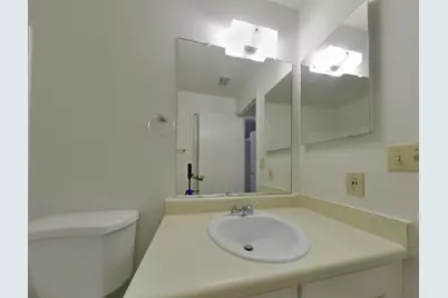 3491 N Arizona Avenue #Unit 130, Chandler, AZ 85225 - Photo 2