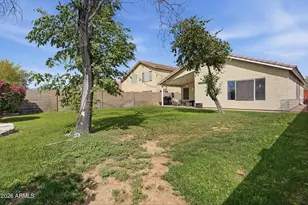 1300 S Heritage Dr, Gilbert, AZ 85296 - Photo 24