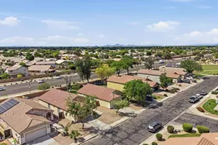 1300 S Heritage Dr, Gilbert, AZ 85296 - Photo 34