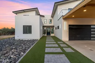 11209 S 39th Ln, Laveen, AZ 85339 - Photo 8