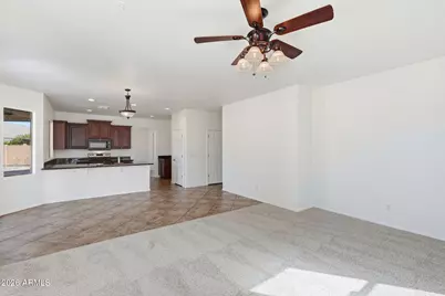 1727 W San Tan Hills Drive, San Tan Valley, AZ 85144 - Photo 8