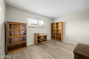 5525 E Thomas Rd, Phoenix, AZ 85018 - Photo 10