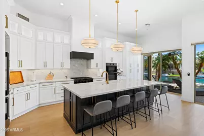 10175 E Cochise Drive, Scottsdale, AZ 85258 - Photo 12