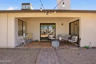 10690 E Mercer Ln, Scottsdale, AZ 85259 - Photo 14