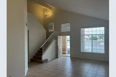 17 E Hillside Street, Mesa, AZ 85201 - Photo 1