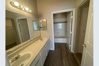 3236 E Chandler Boulevard #Unit 1040, Phoenix, AZ 85048 - Photo 12