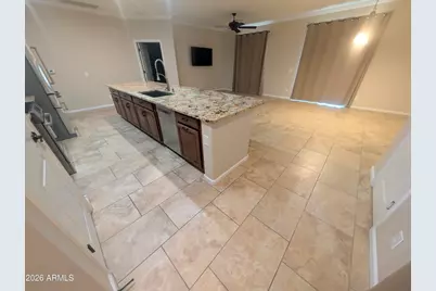 900 S Canal Drive #206, Chandler, AZ 85225 - Photo 4