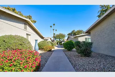 3402 N 32nd Street #Unit 129, Phoenix, AZ 85018 - Photo 32