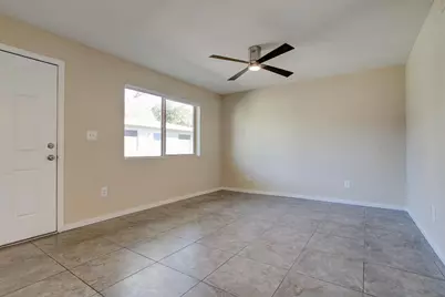 3402 N 32nd Street #Unit 129, Phoenix, AZ 85018 - Photo 14