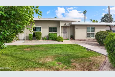 10036 W Lancaster Drive, Sun City, AZ 85351 - Photo 2
