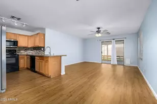 8534 W Hatcher Rd, Peoria, AZ 85345 - Photo 6