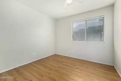 8534 W Hatcher Road, Peoria, AZ 85345 - Photo 18