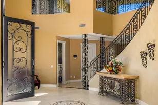 1402 E Coral Cove Dr, Gilbert, AZ 85234 - Photo 8