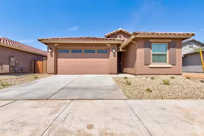 17050 W Artemisa Avenue, Surprise, AZ 85387 - Photo 2