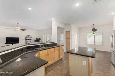 16722 W Lariat Lane, Surprise, AZ 85387 - Photo 10