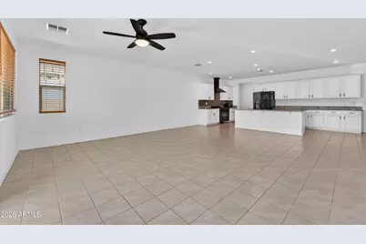 3613 S 78th Avenue, Phoenix, AZ 85043 - Photo 8