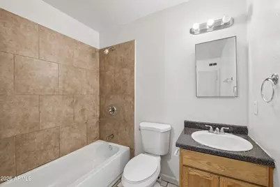 2133 W Adams Street #Apt 3, Phoenix, AZ 85009 - Photo 14