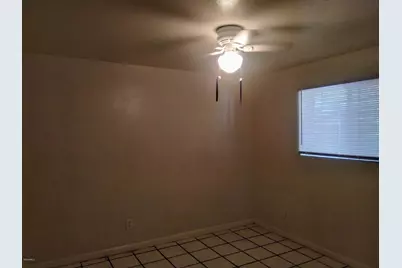2133 W Adams Street #Apt 3, Phoenix, AZ 85009 - Photo 4