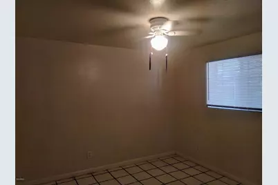 2133 W Adams Street #Apt 3, Phoenix, AZ 85009 - Photo 4