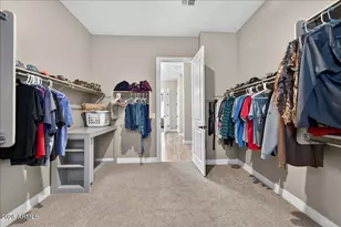 43423 N National Ct, Phoenix, AZ 85087 - Photo 24