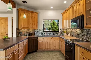 65 Bell Rock Dr, Sedona, AZ 86336 - Photo 16